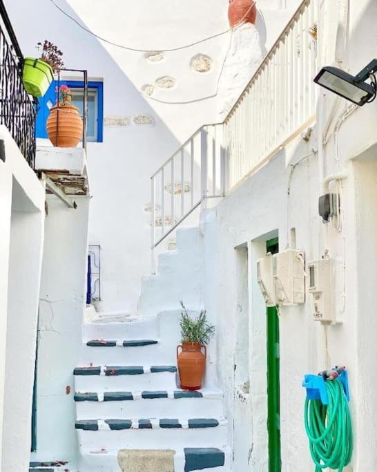 Cabarnus House Villa ปาริเกีย ภายนอก รูปภาพ